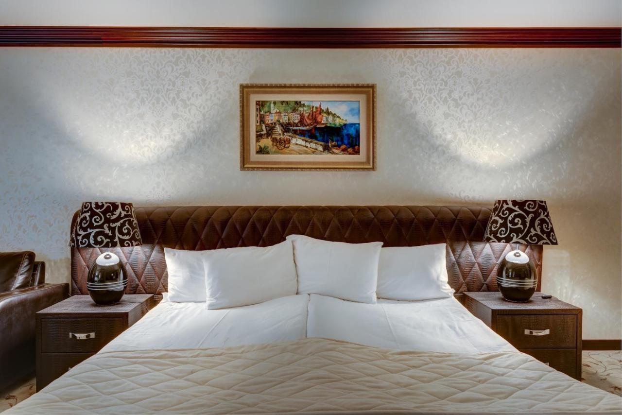 Shiroka Laka Hotel エクステリア 写真