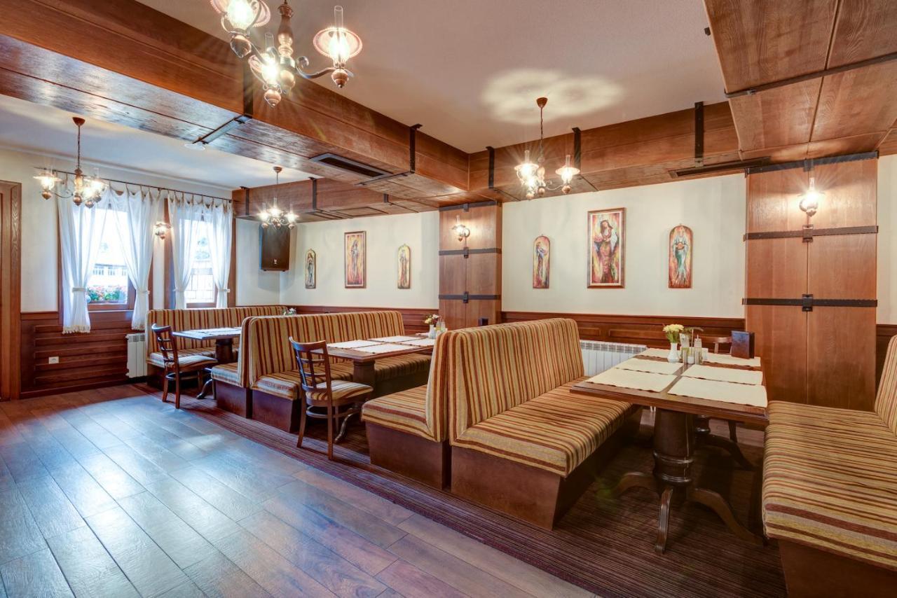 Shiroka Laka Hotel エクステリア 写真